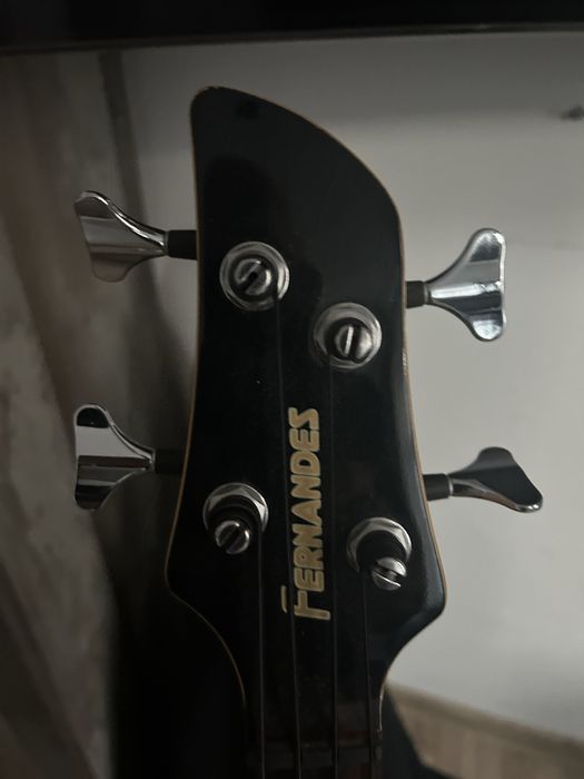 Gitara basowa Fernandez