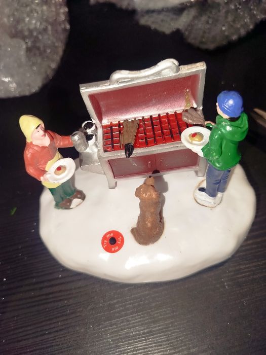 A 636 Grill magic village, figurki, domek, na baterie ,