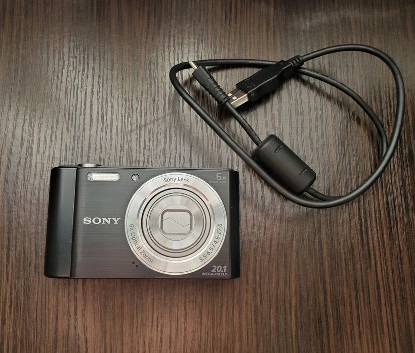 Фотоапарат Sony Cyber-shot DSC-W810