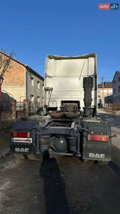 Тягач DAF XF 95 2004