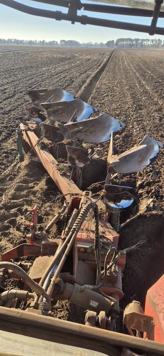 PLUG 4 Kverneland LD 85-160