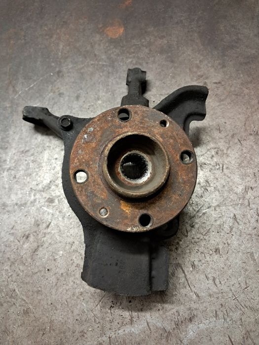 Zwrotnica prawa kierowcy Fiat Seicento Benzyna 1.1 8v Rok 2000