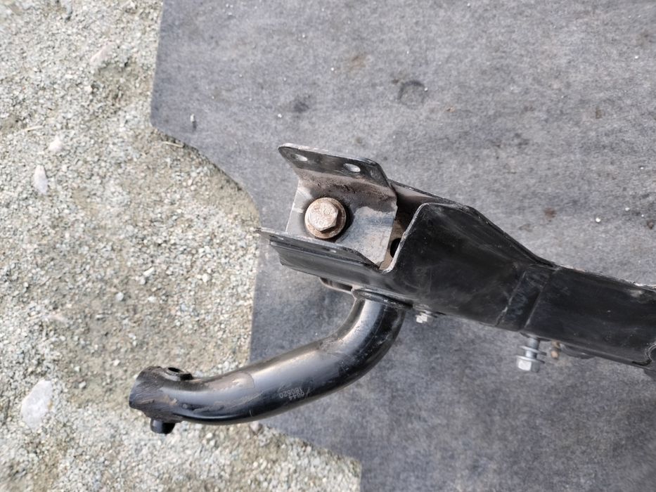 Підрамник LADA Vesta