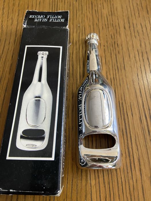 Посеребренная открывалка для бутылок