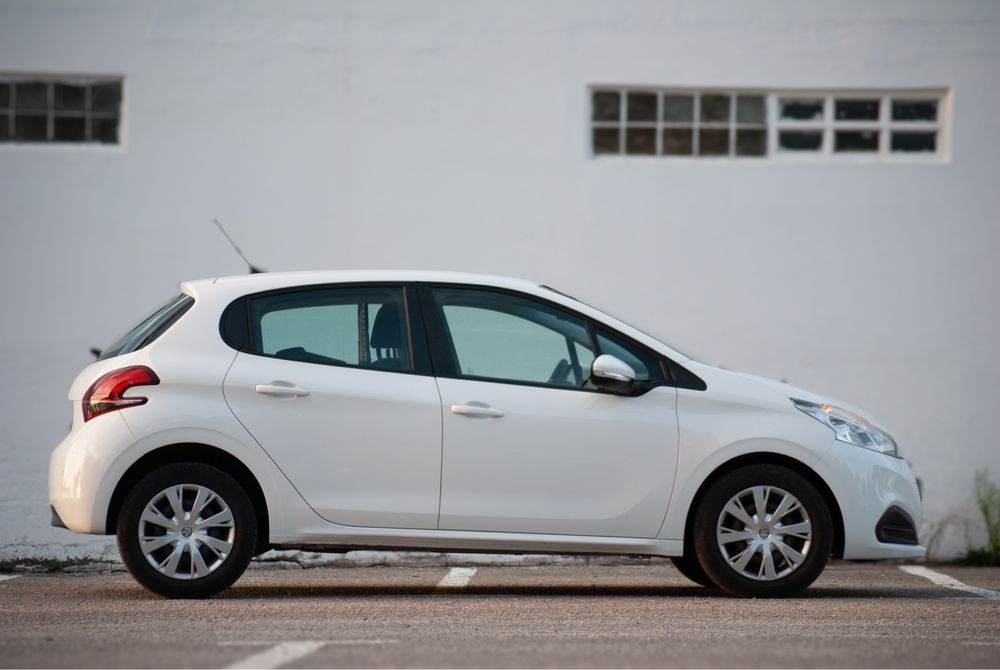 Peugeot 208 1.5BlueHdi 2020