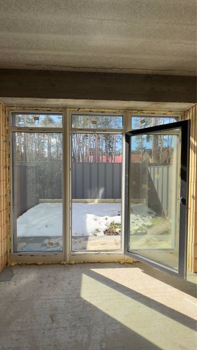 Чудовий таун хаус, сосни Центральний парк, газ, готовий.