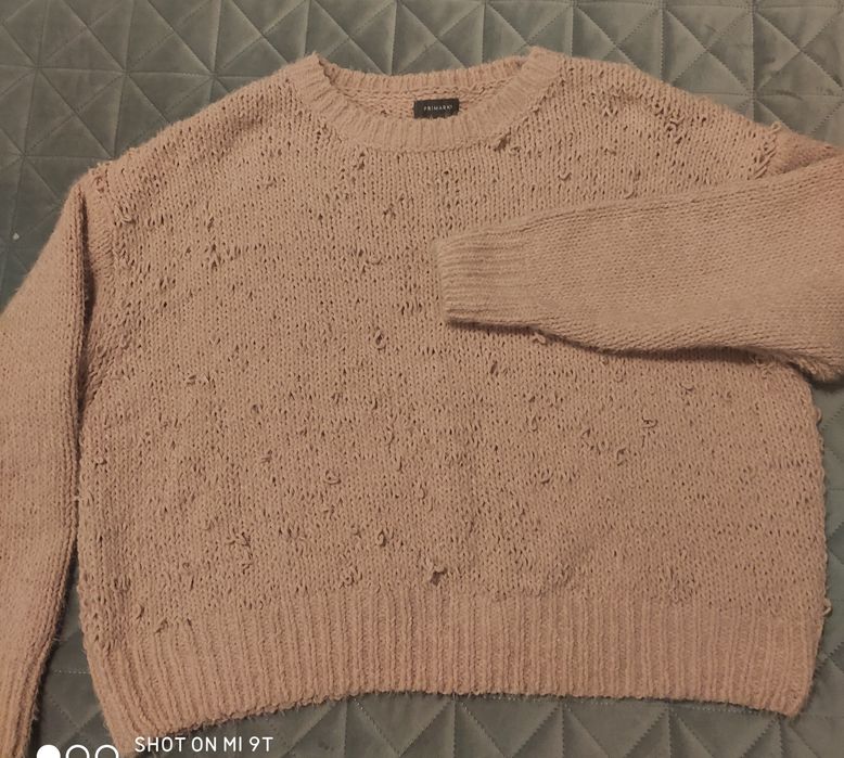 Sweter pudrowy róż