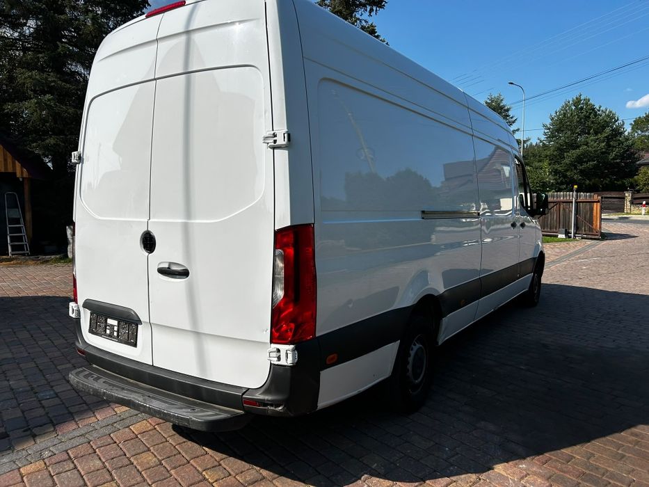 Mercedes-benz sprinter