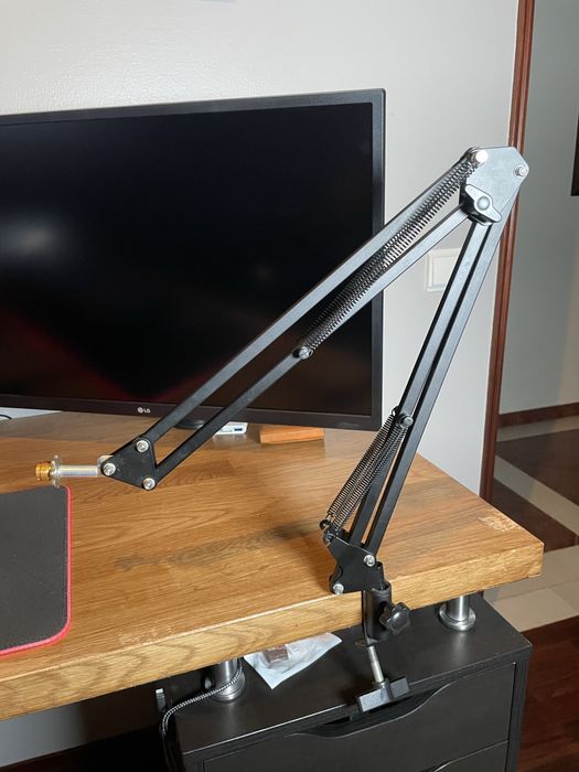 Suporte de Microfone de Mesa