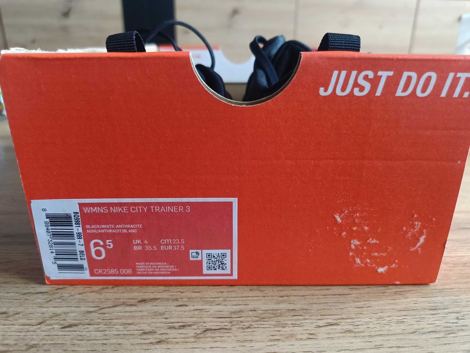 Damskie buty do biegania Nike City Trainer 3 rozm. 37,5
