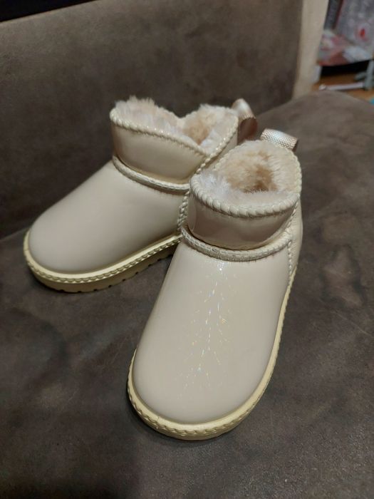 Дитячі дутіки з хутром