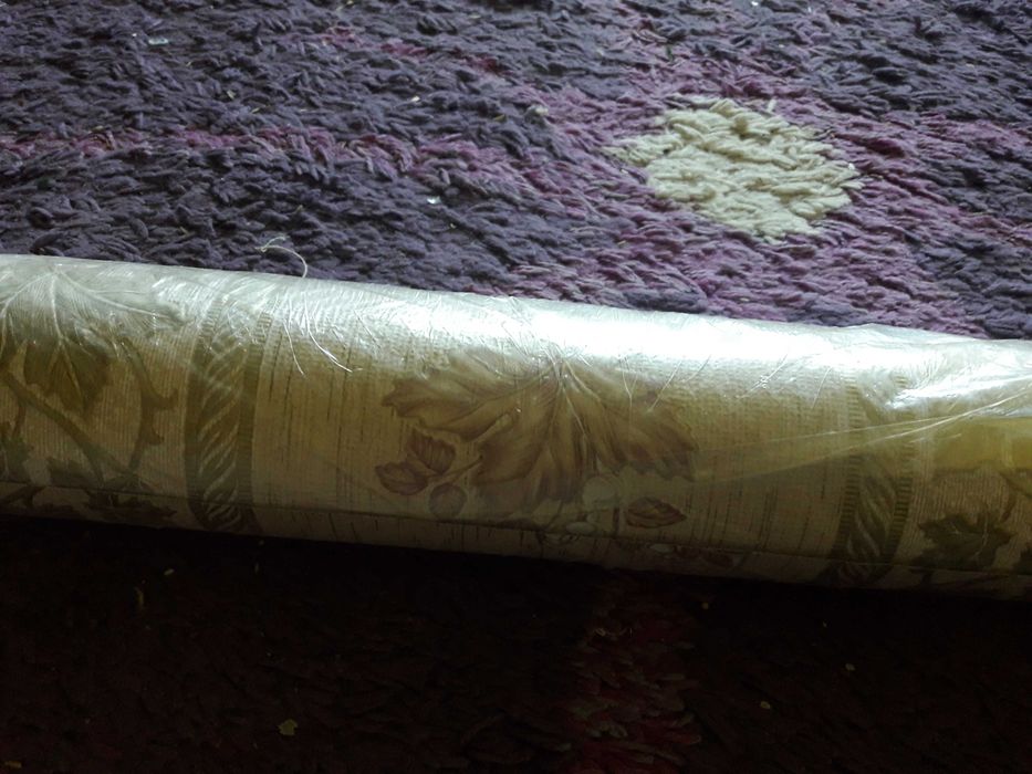 Шпалери на стіну