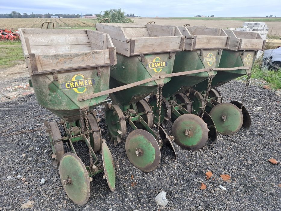 Sadzarka do ziemniaków 4 rzędowa