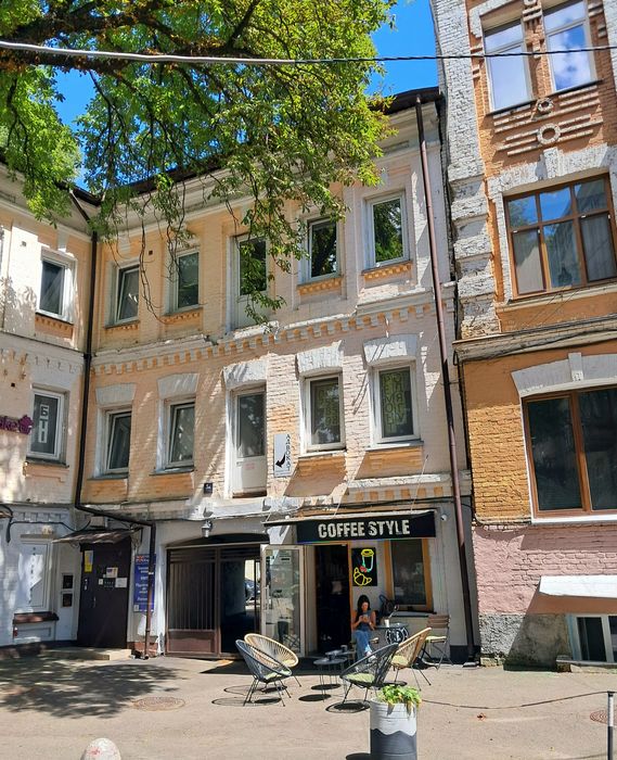 Без комиссии офис 20м2 возле метро, с мокрой точкой, Арсенальная