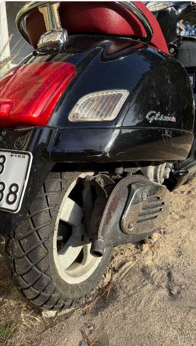 PIAGGIO _ Vespa GTS 250_excelente estado_MOTIVO: Mudança de País.