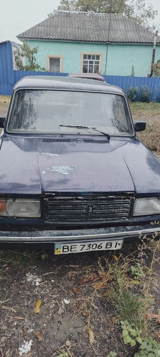 Автомобіль Ваз 2107