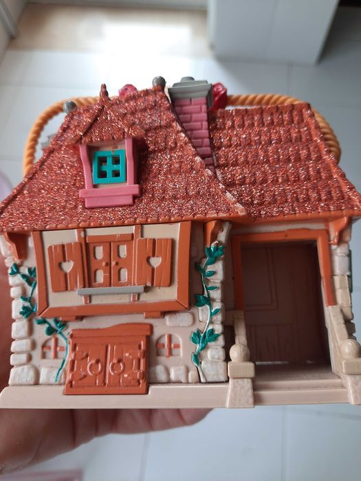 Disney, Little Maisonnettede Belle