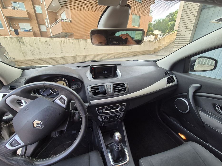 RENAULT MEGANE-COUPE 1.5 dci Dynamique s