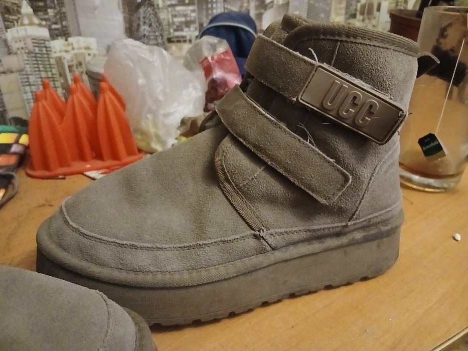 Продам ботинки зимнии