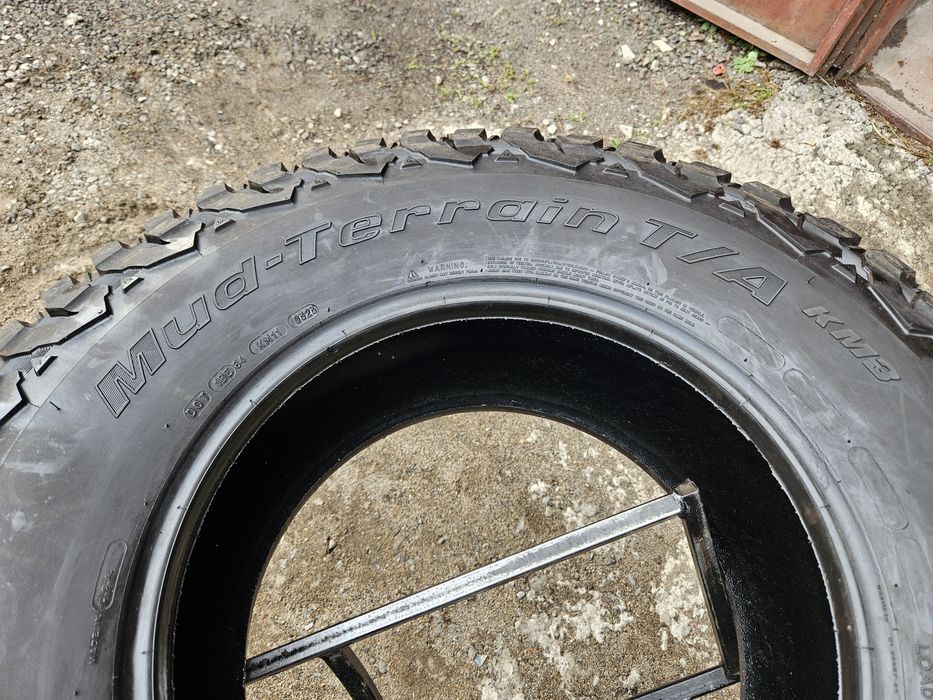 Шины БУ 37х12.5R18 Bfgoodrich mud Terrain T/A KM3 пара