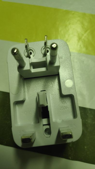 Universal Travel Plug64172212263299123
