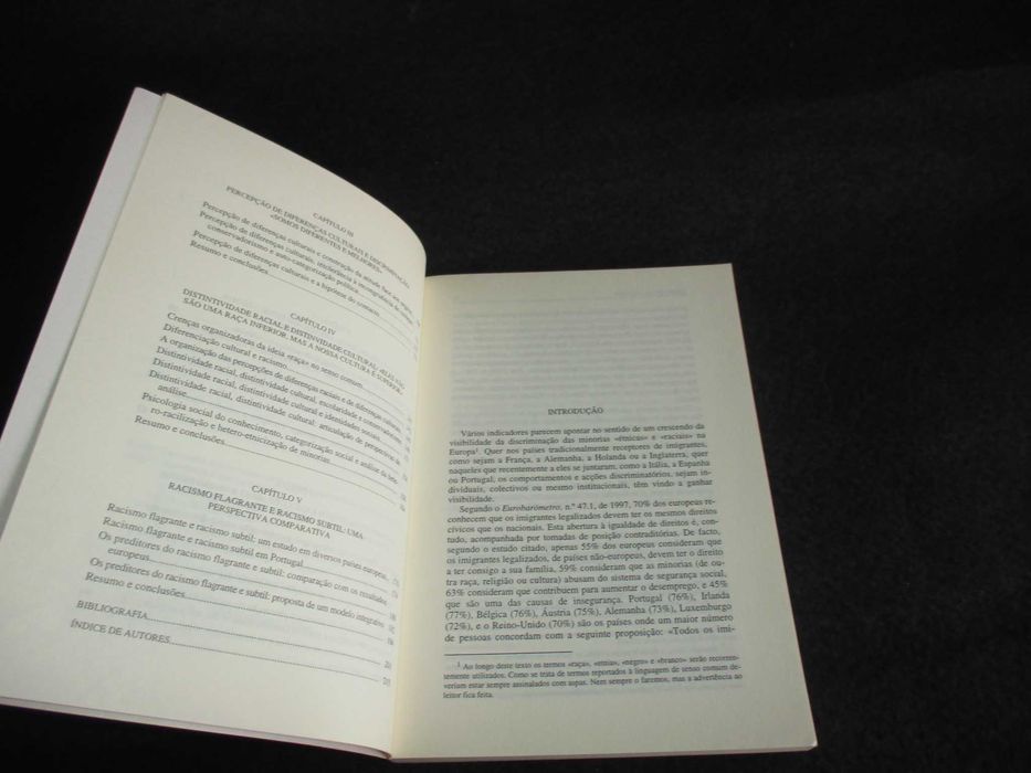 Livro Expressões dos Racismos em Portugal