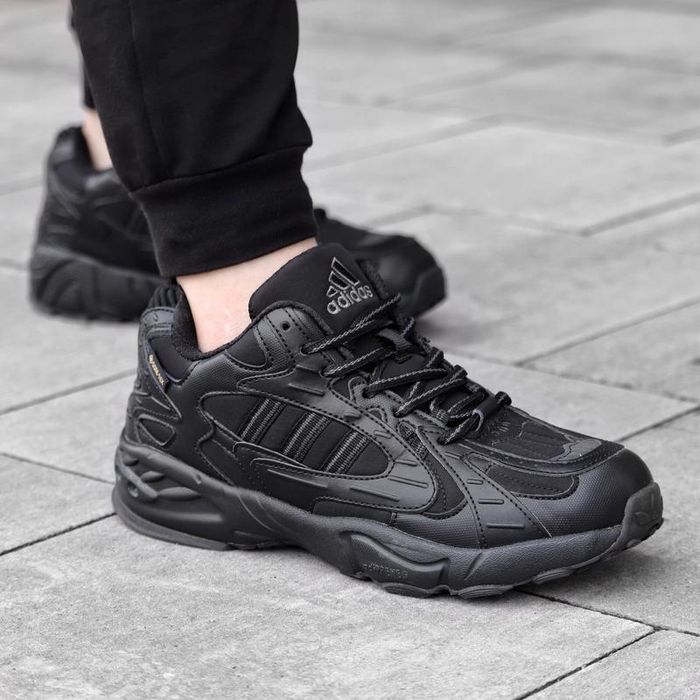 Кросівки зимні з хутром Adidas до -21гр 41р. Кросівки зимні