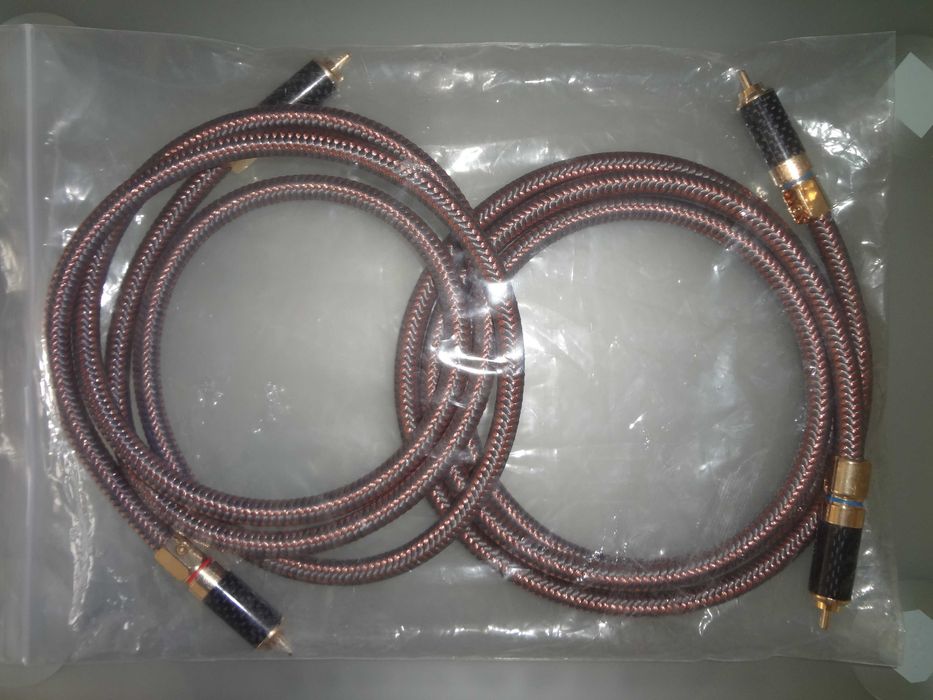 Accuphase RCA gold carbon miedź