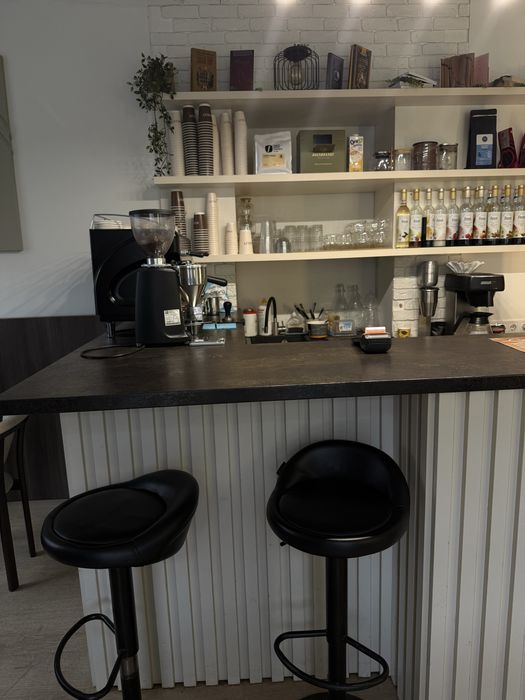 Продається кафе Кавʼярня ( готовий бізнес, зі всім необхідним)