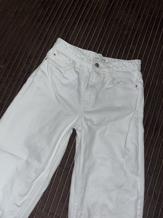 білі джинси хс, мом плотні