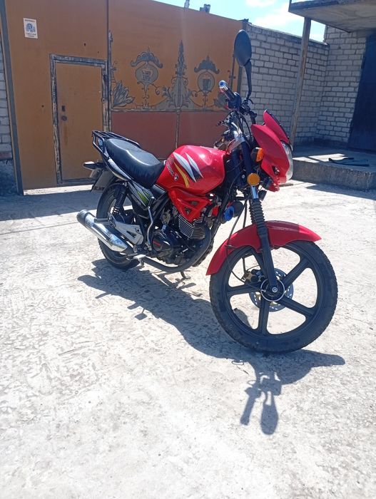 Продам мотоцикл spark -25І 200