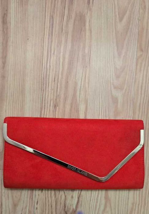 Elegancka kopertówka w kolorze koralu