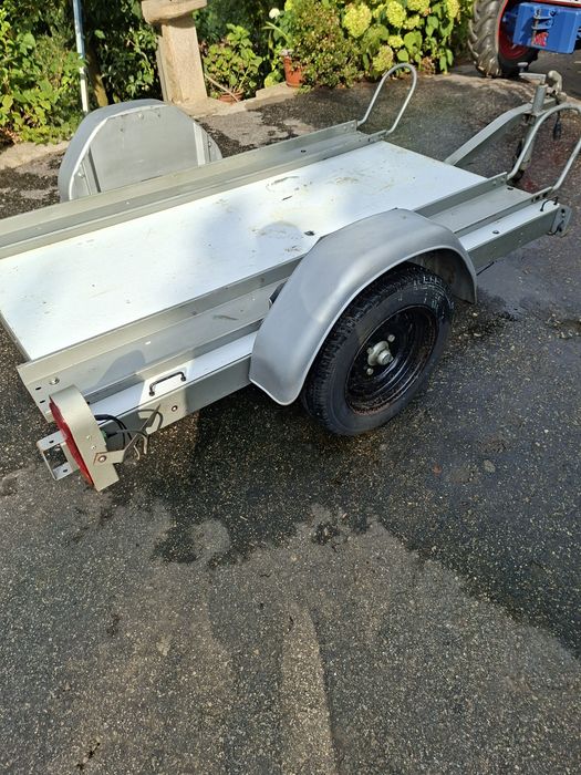 Reboque para 3 motas ou moto 4