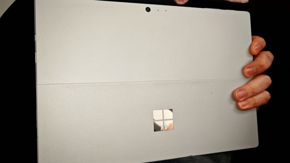 Surface Pro 5 i5 8Gb Ram 256GB + teclado+ carregador + e-pen + dock  s