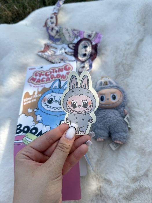 K　LABUBU ExcitingMacaron SesameBean Labubu Sesame Bean exciting Macaron Pop Mart Stary