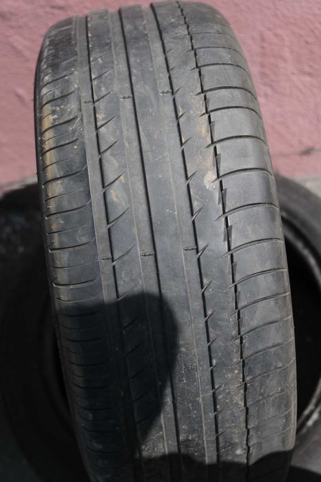 Резина Michelin Latitude 255/45/R20 Лето Пара