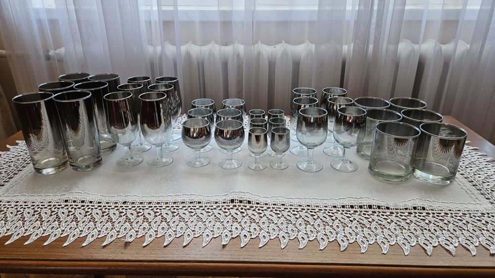 Szklanki, kieliszki, lampki do wina, literatki Zestaw Krosno