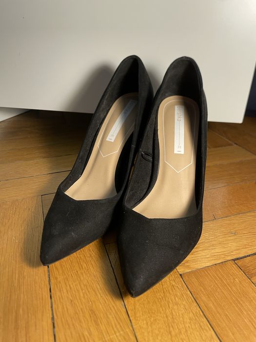 Buty na obcasie Bershka