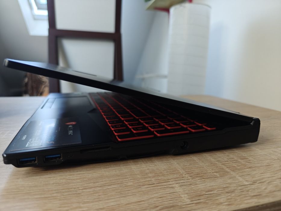 Laptop  MSI GL65, rtx1650