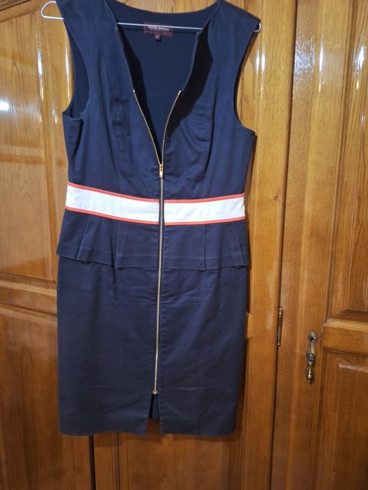 Conjunto   de  vestido   com  casaco
