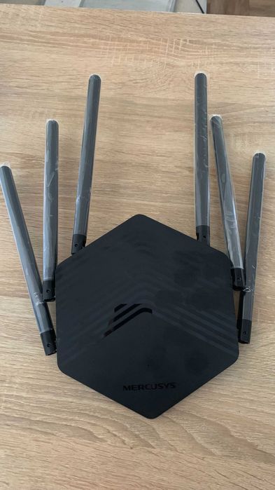 Mercusys MR50G AC1900 Gigabit Wi-Fi роутер, б/в
