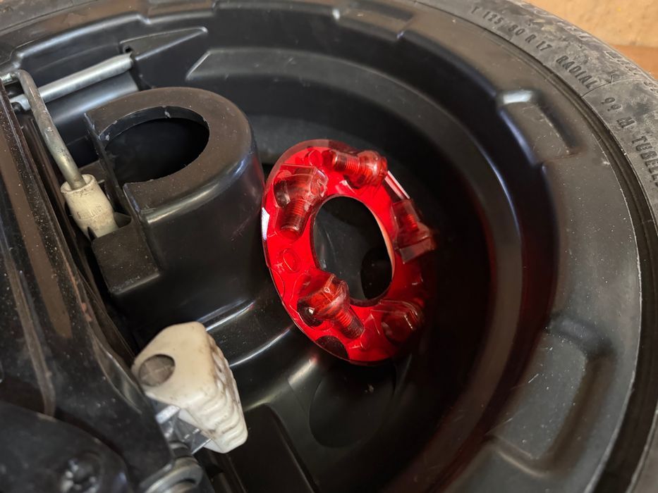 Roda Suplente com Kit Macaco Mercedes W203 C200 C220 C270