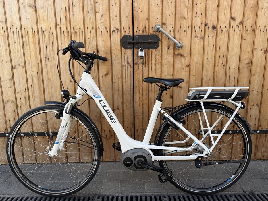 Rower Elektryczny CUBE TRAVEL Gazelle Bosch Active Line damski S 46 H