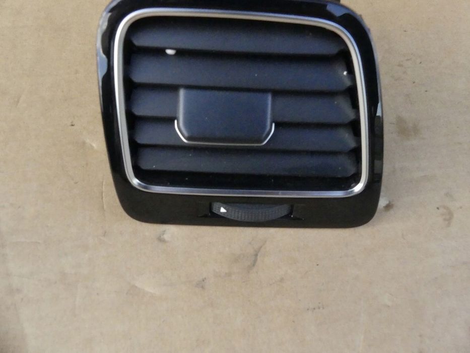 dw vw scirocco kratki nawiewu 1k8819728e 1k8819703 1k8819704