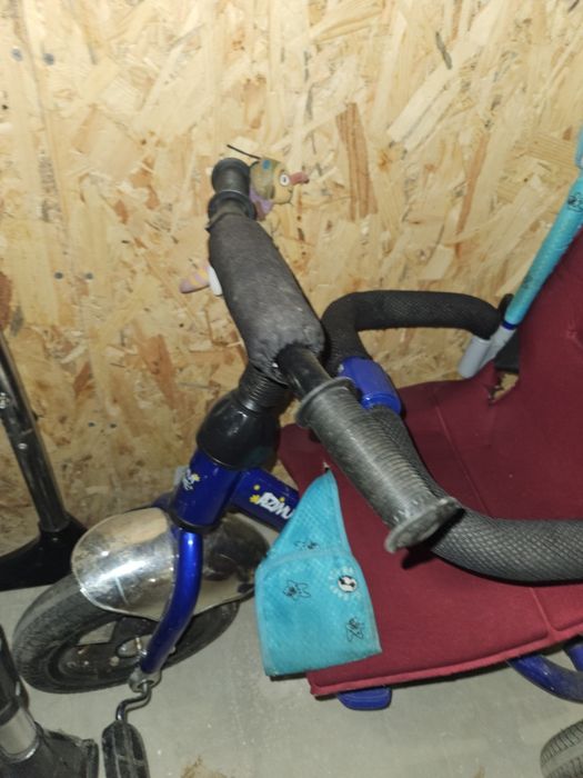 Подарую дитячий велосипед