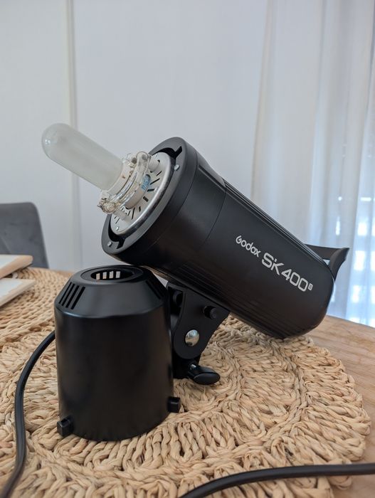 Lampa studyjna godox sk400ii