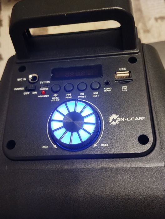 Głośnik z mikrofonem NGaer T610 flash