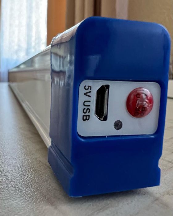 Лампа LED  на магнітах 52см