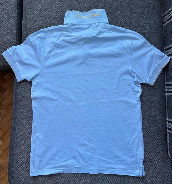 Нова футболка класична