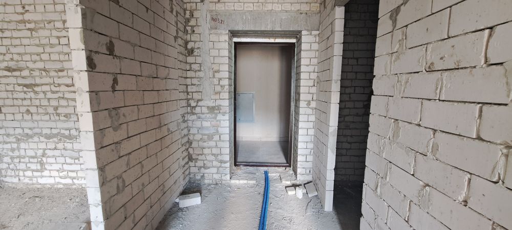 Прлдам 1 ком квартиру в заселённом доме новострой ЖК "Мира-3".L